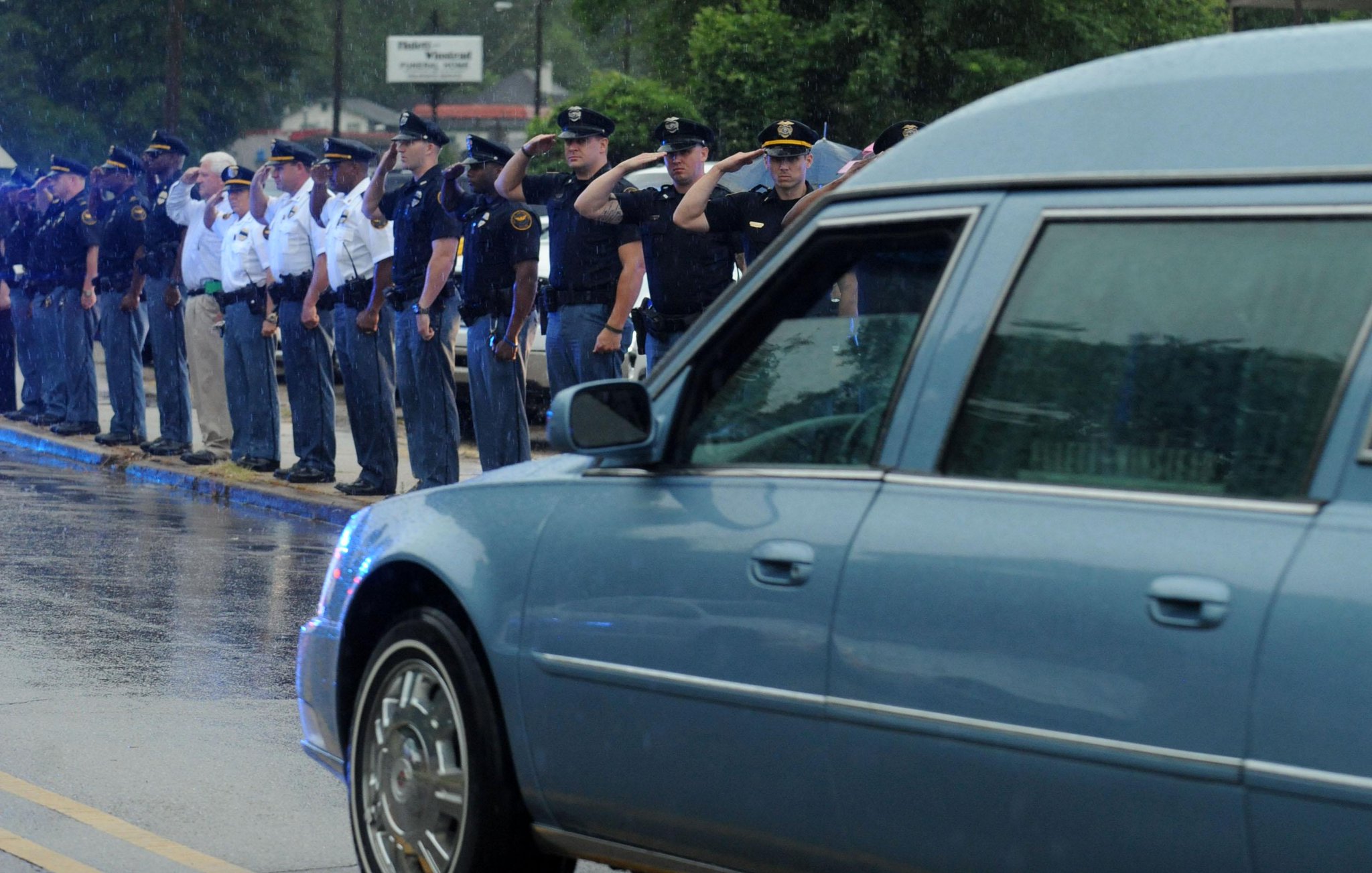 CEw3_6XVAAAynII.jpg:large