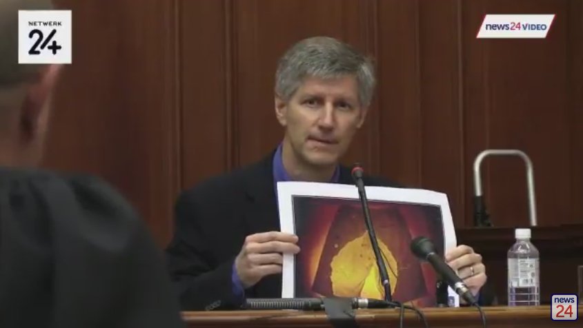 DPpHG7kX4AA_B2m.jpg:large