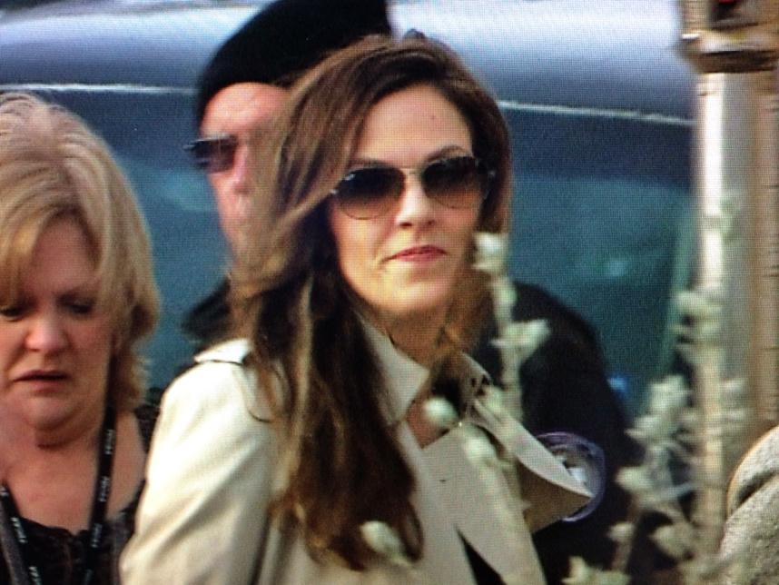 B-NzV_BCMAAblZ0.jpg:large