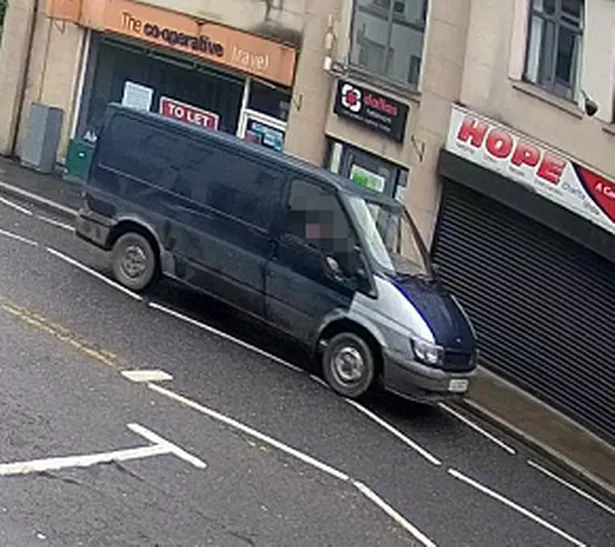 0_Blue-van.png