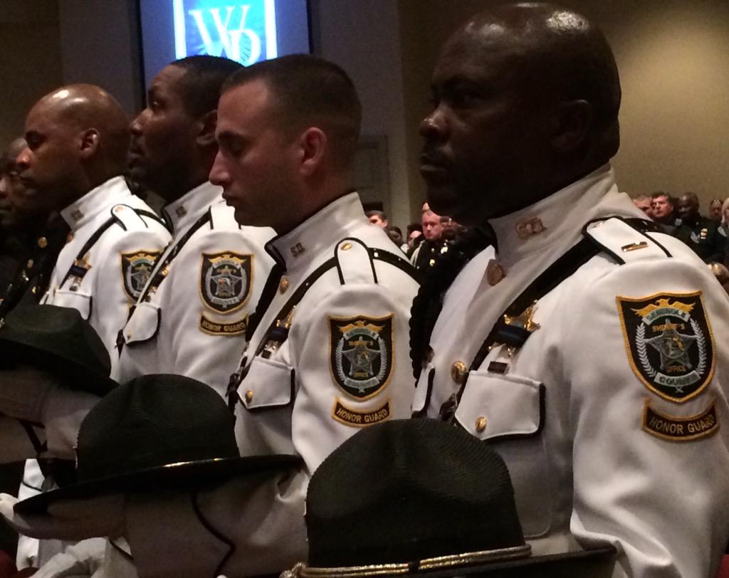 CFI5e6bUkAA7SM3.jpg:large