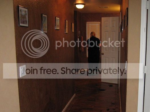 hallway9_zps50d03c32.jpg