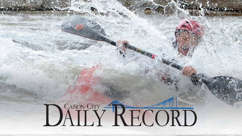 www.canoncitydailyrecord.com