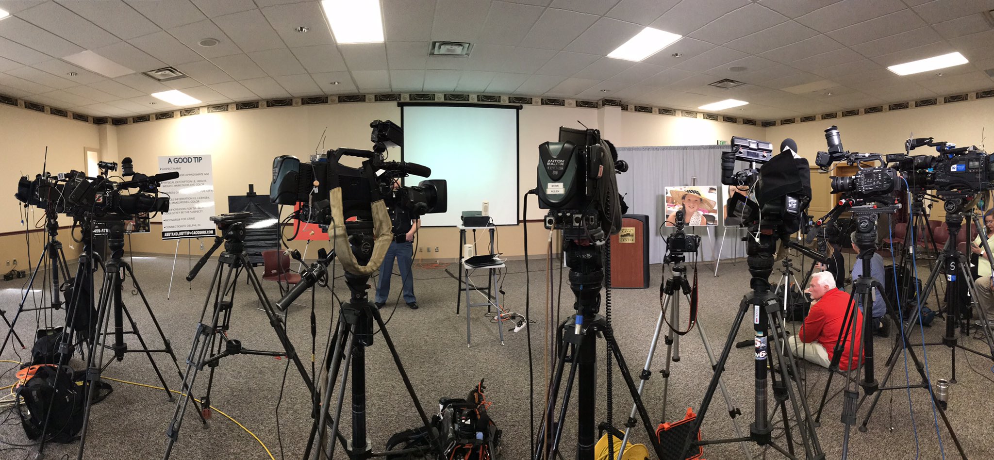 D4xExzxXkAEvqNJ.jpg:large