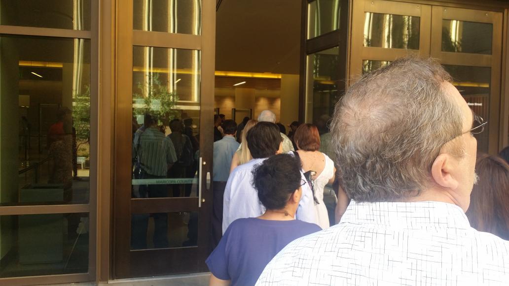 BytShkfIcAAcCJI.jpg:large