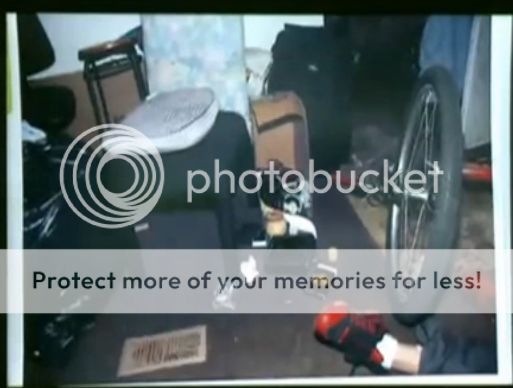 chairbikefoot_zpsb99be8fc.jpg