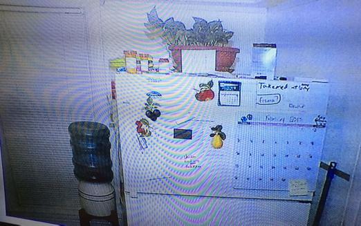 B9vTL96CMAAHb3N.jpg:large