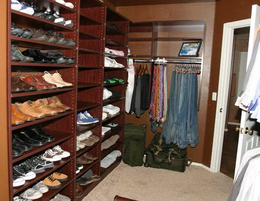 ht_closet_arias_kb_ss_130227_ssh.jpg