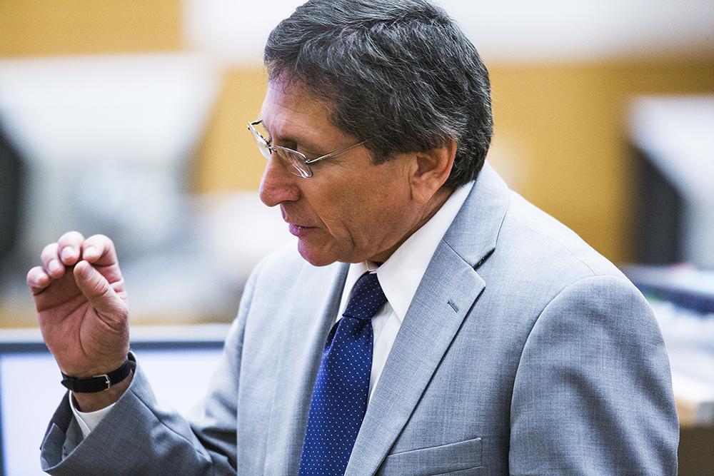 B9b0lFlCEAEDvCb.jpg:large