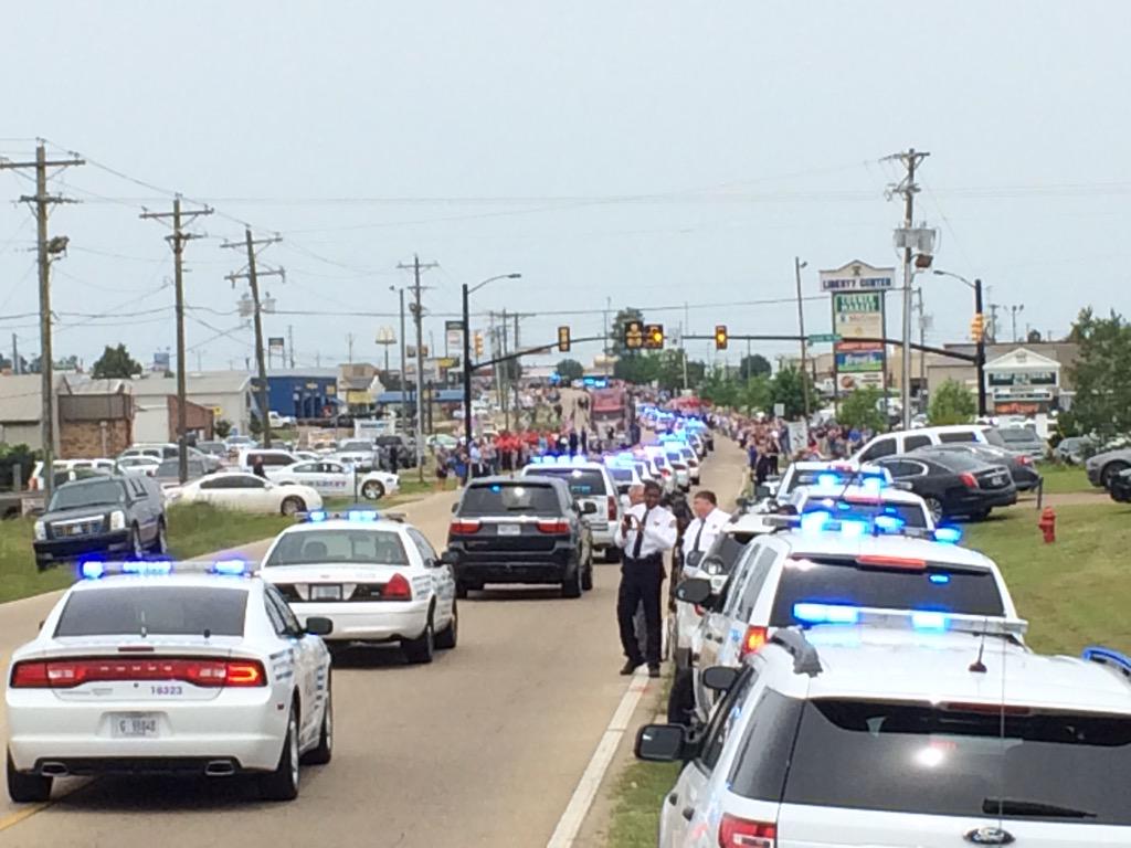 CE-8j66W8AAapDN.jpg:large