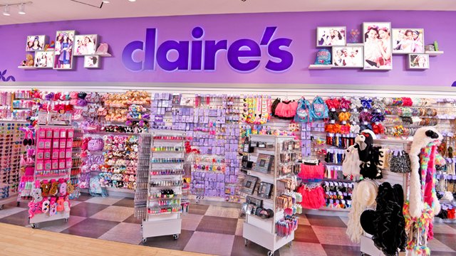 claires-accessories-store-1465290830-list-handheld-0.jpg