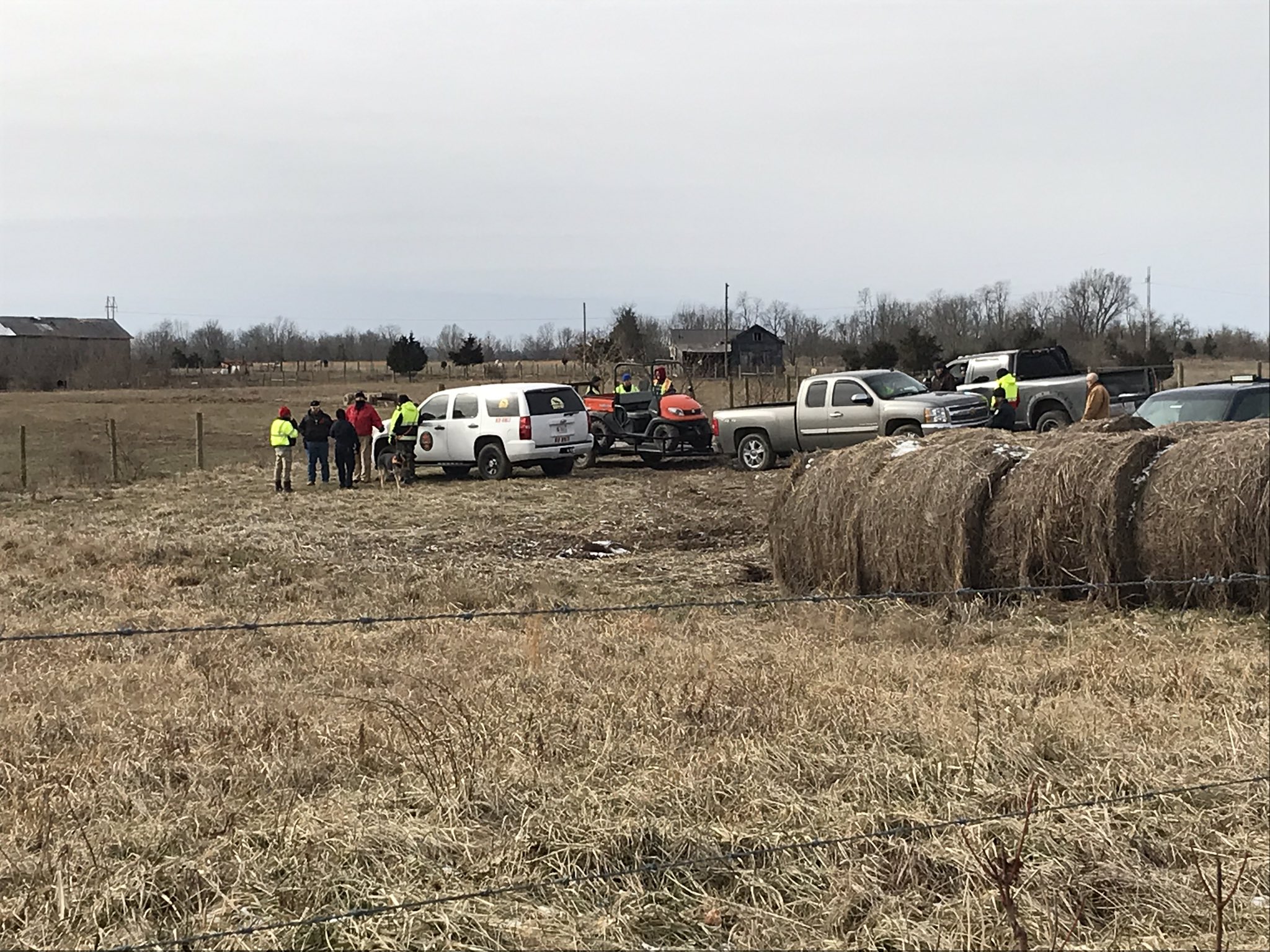 DyQJemkX4AI0mtQ.jpg:large