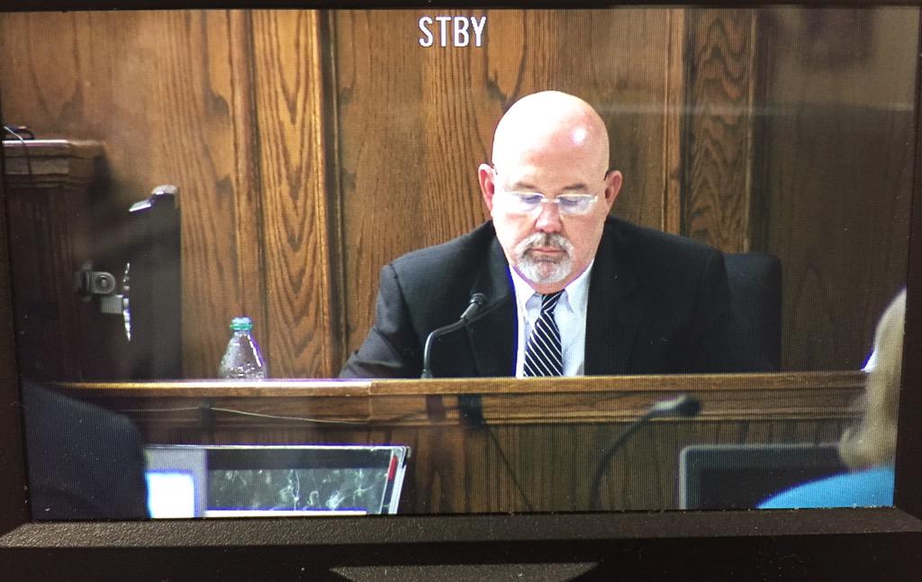 B-UD6LLCEAA0ITy.jpg:large