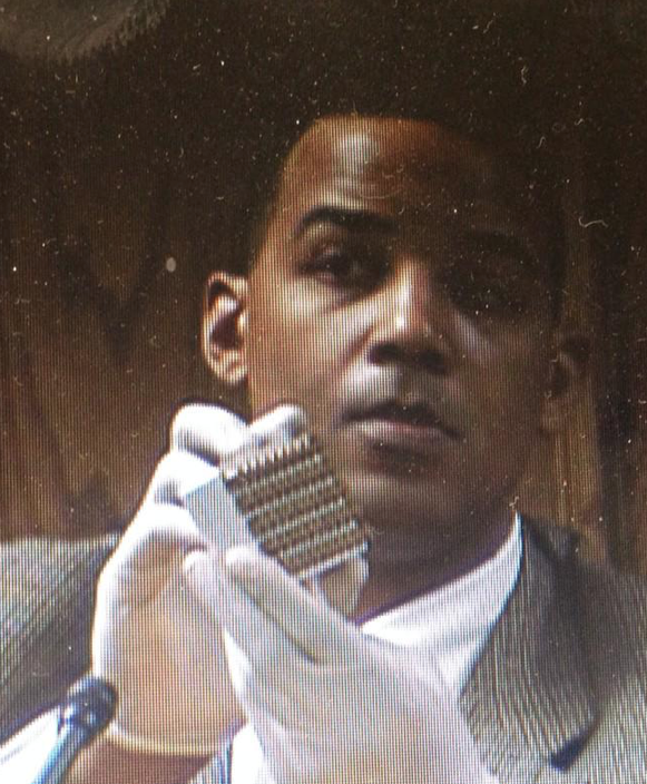 B9vcwgTIYAAAT9b.png:large