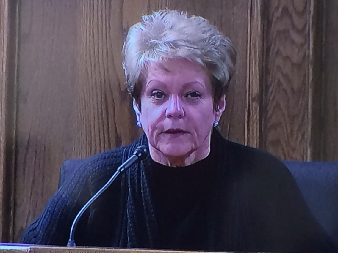 B9lmtn3IcAMmZJ7.jpg:large