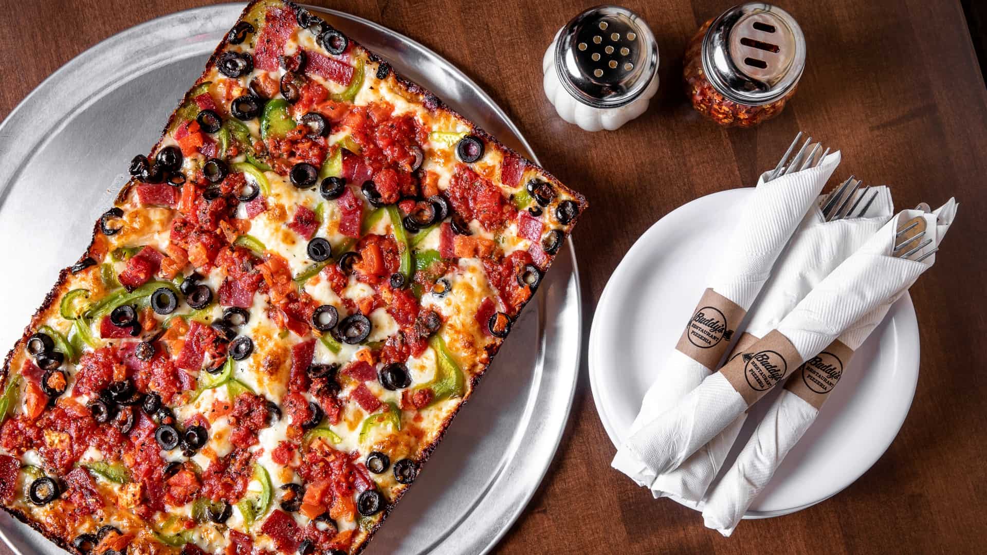 www.buddyspizza.com