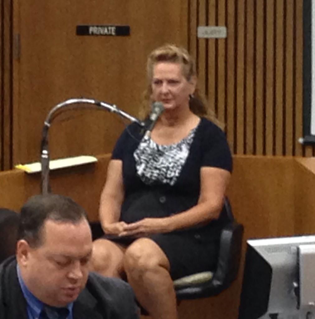 B0EvFMzIYAA5_2Y.jpg:large