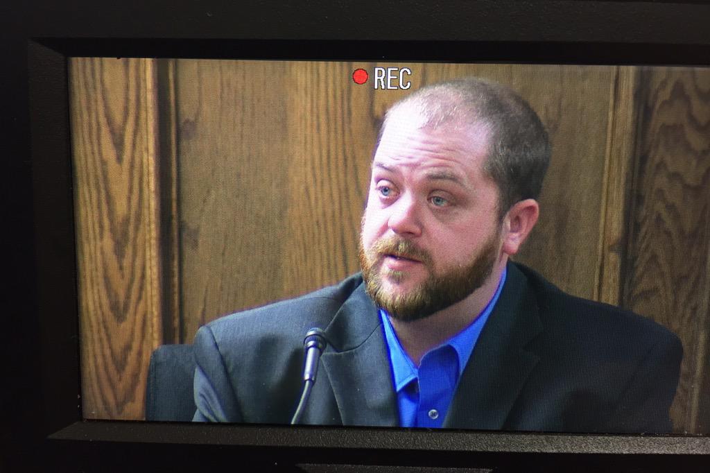 B-I1bNtCUAAA0o5.jpg:large