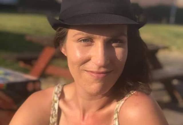 Jayne-travell-2-cropped.jpg