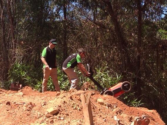 BiAx7kaCIAAONM9.jpg:large