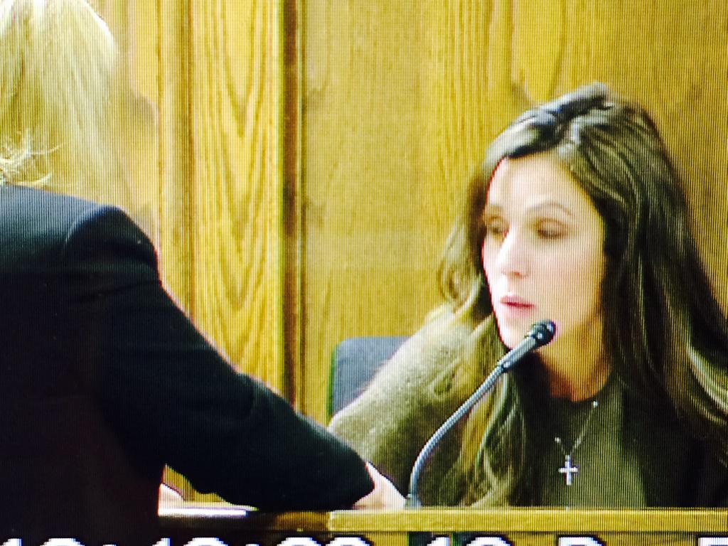 B9lMsUwIMAAF5BP.jpg:large