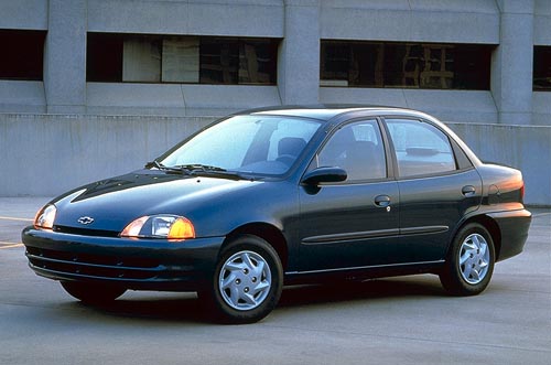 97metro_4dr.jpg
