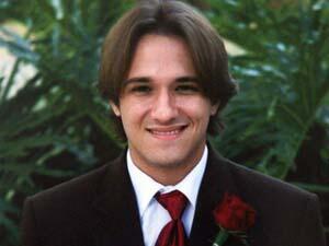 BoLKDmfIQAIX2yv.jpg:small