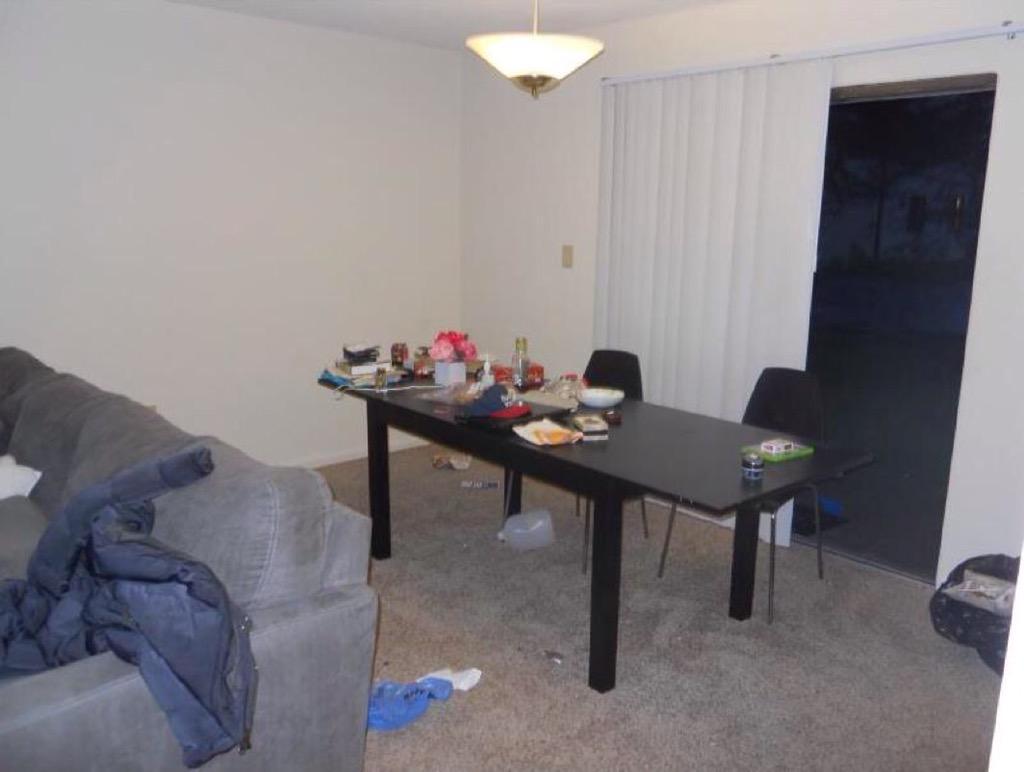 CAeHFLrWQAAmJsf.jpg:large