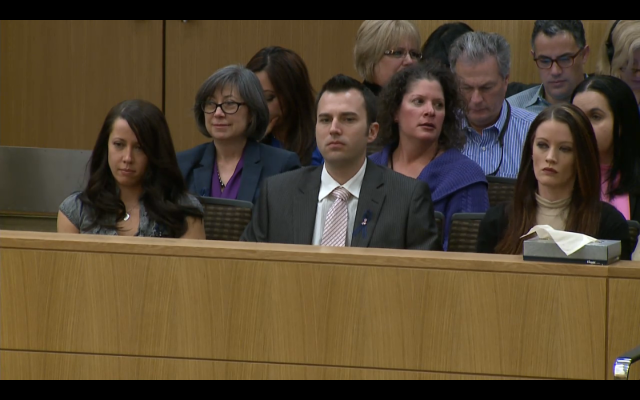 B_L7rT6VAAAwb9m.png:large