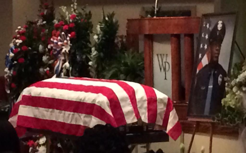 CFIoswUUMAAtQKU.jpg:large