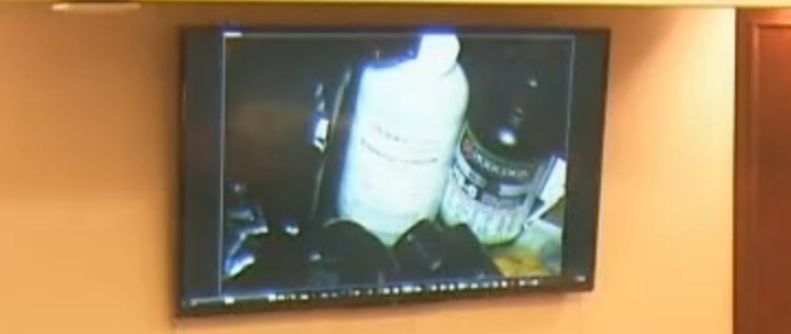 CEg8gZ6WgAADi7d.png:large