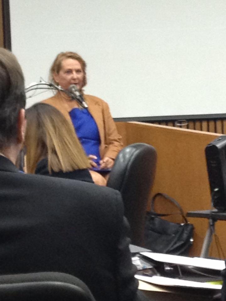 B0AjMd8IQAAWTaL.jpg:large