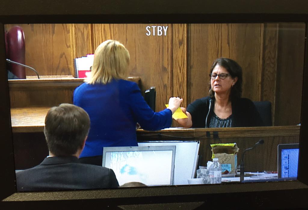 B-FCia6CYAAzKhD.jpg:large