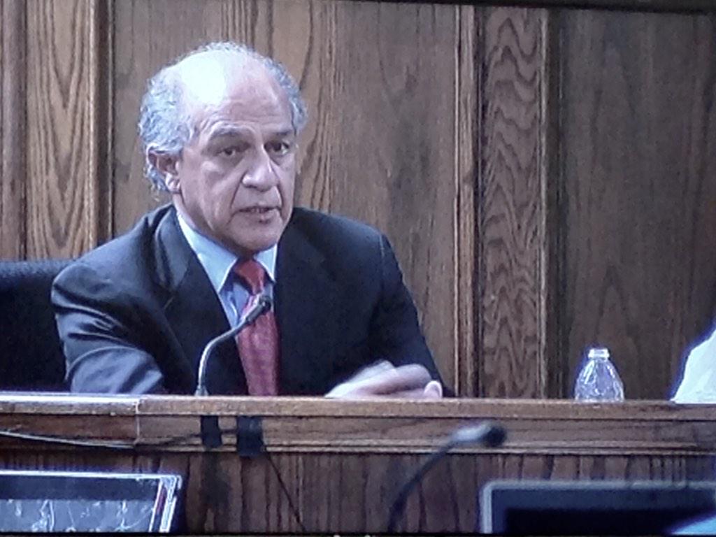 B-URiYGCIAAx9he.jpg:large