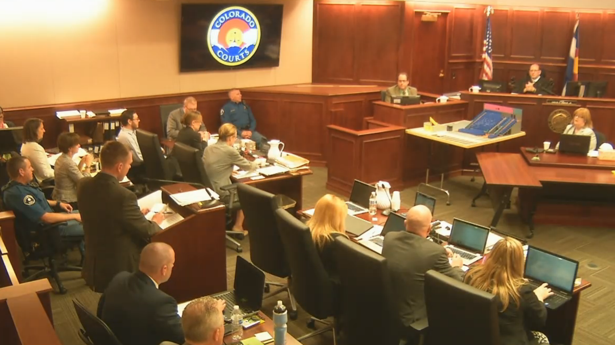 CGCbqC_U8AAP484.png:large