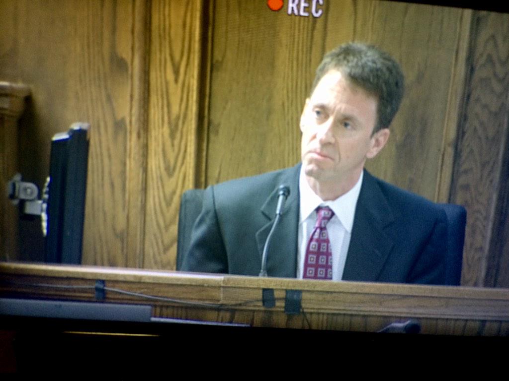 B-OVzmqCEAAK-MF.jpg:large