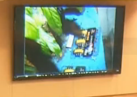 CEg8A94WIAAWhyV.png:large