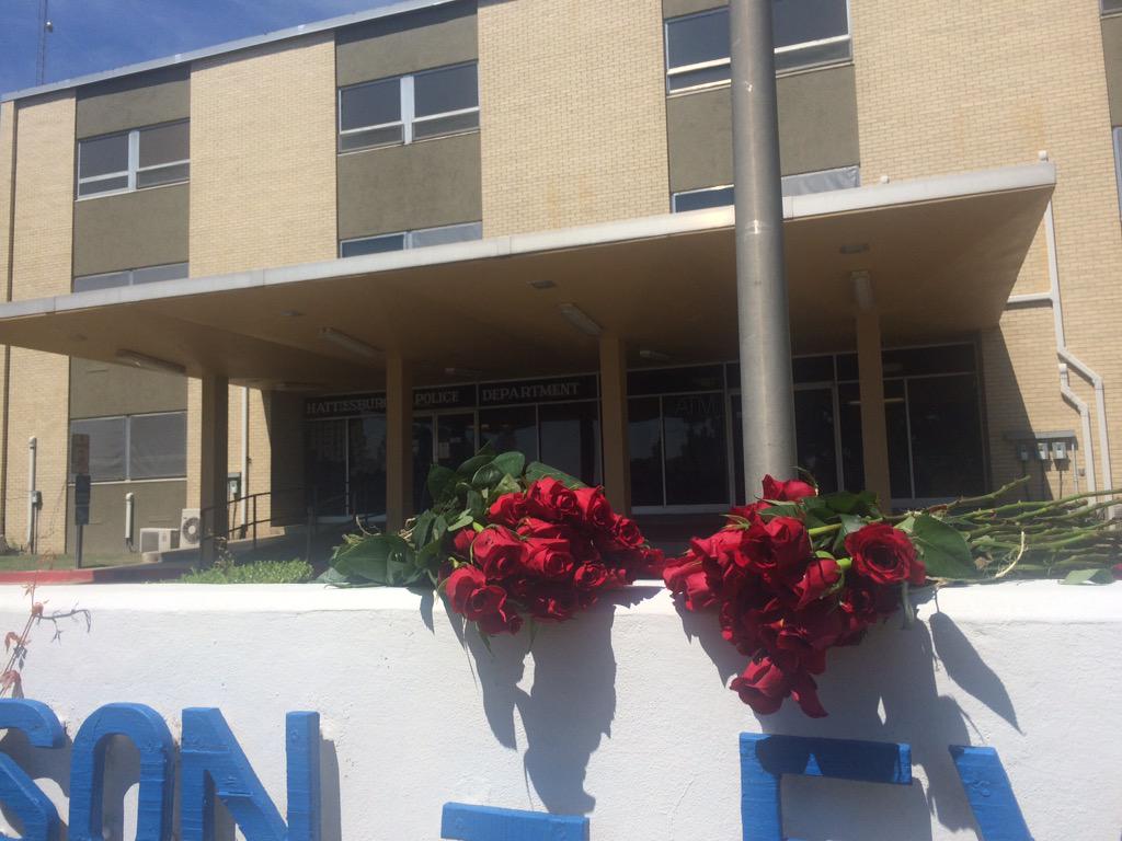 CEp_OJMWYAAr2X-.jpg:large