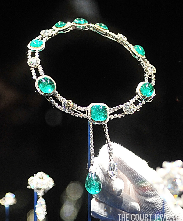 2017-0529-delhinecklace.png