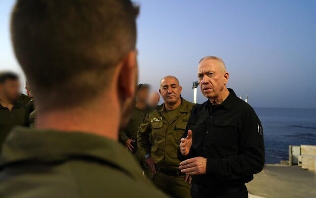 Defense Minister Yoav Gallant speaks to troops of the Navy's Shayetet 13 commando unit, November 23, 2023. (Ariel Hermoni/Defense Ministry) Defense Minister Yoav Gallant speaks to troops of the Navy's Shayetet 13 commando unit, November 23, 2023. (Ariel Hermoni/Defense Ministry)